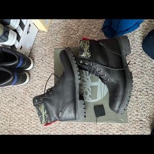 Tiberland x Black Scale Mens size 11